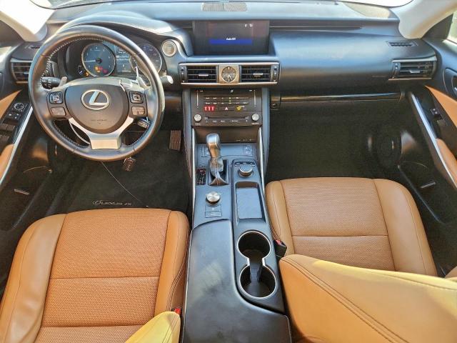 Lexus Is 300 Image 9