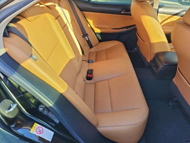 Lexus Is 300 Image 8