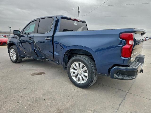 Chevrolet Silverado C1500 Custom Image 4