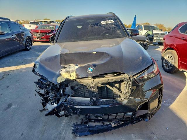 BMW X Series M60i Image 3