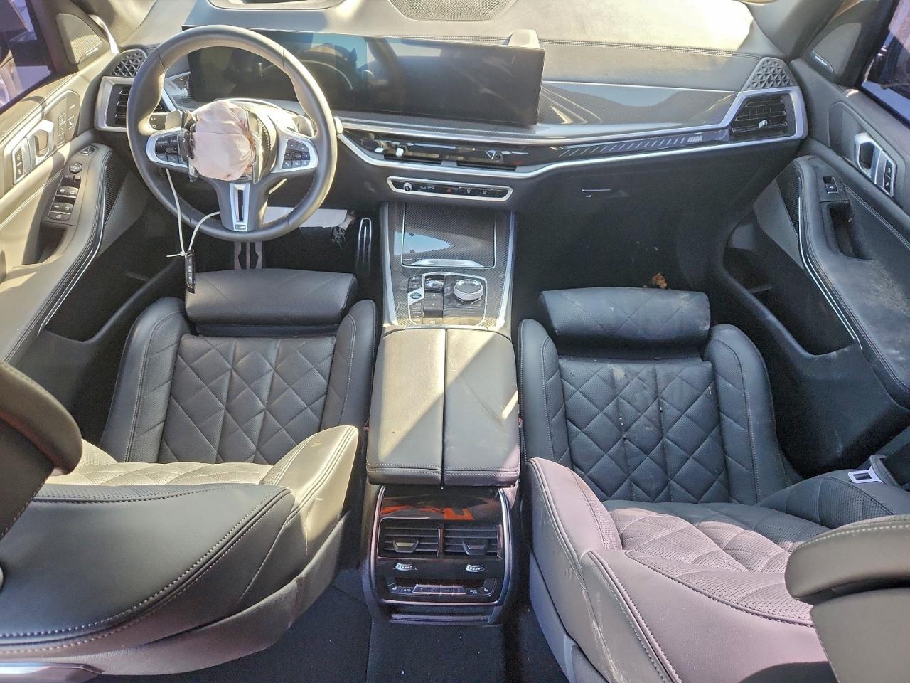 BMW X Series M60i Image 6