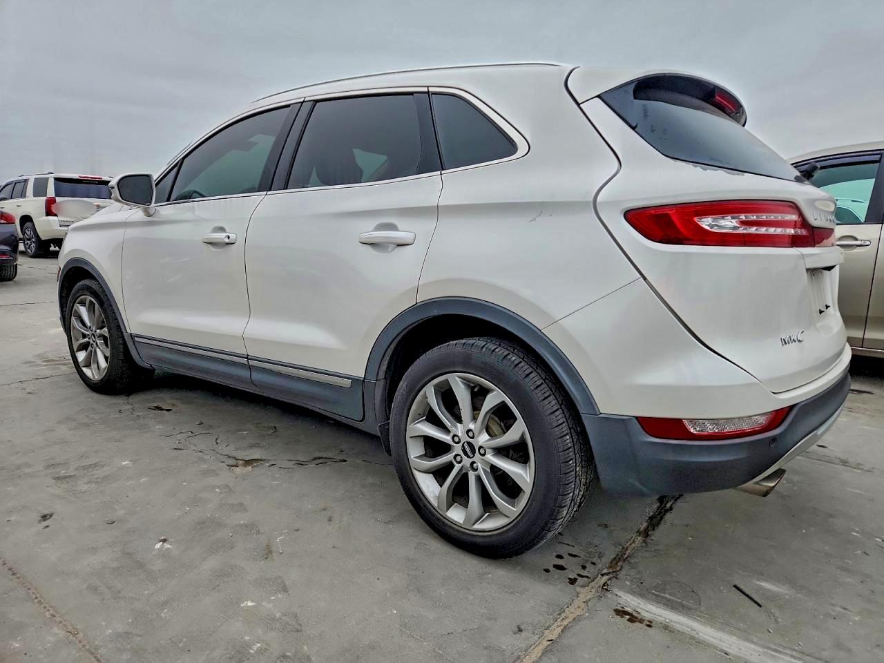 Lincoln MKC Select Image 5