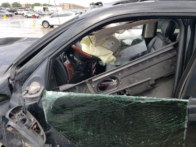 GMC Envoy Denali Image 7