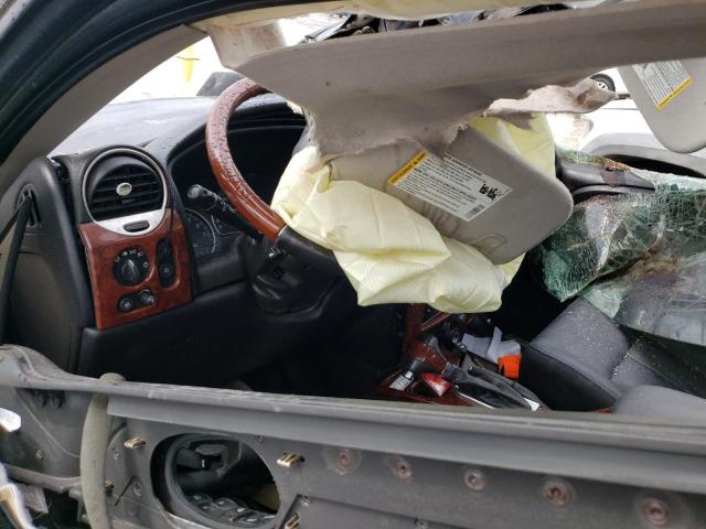 GMC Envoy Denali Image 2