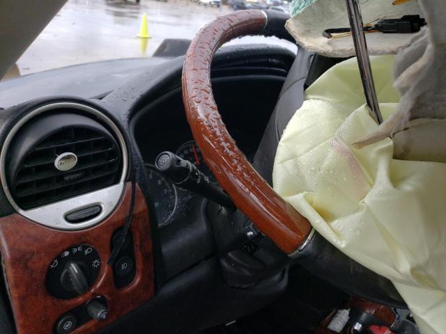 GMC Envoy Denali Image 4