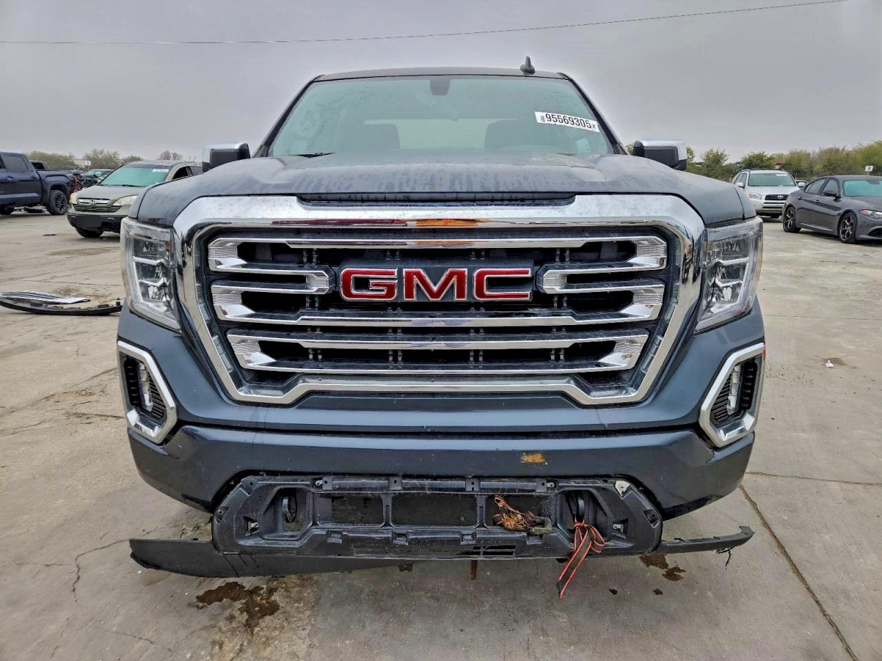 GMC Sierra C1500 Elevation Image 8