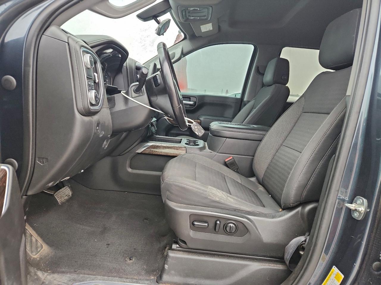 GMC Sierra C1500 Elevation Image 9