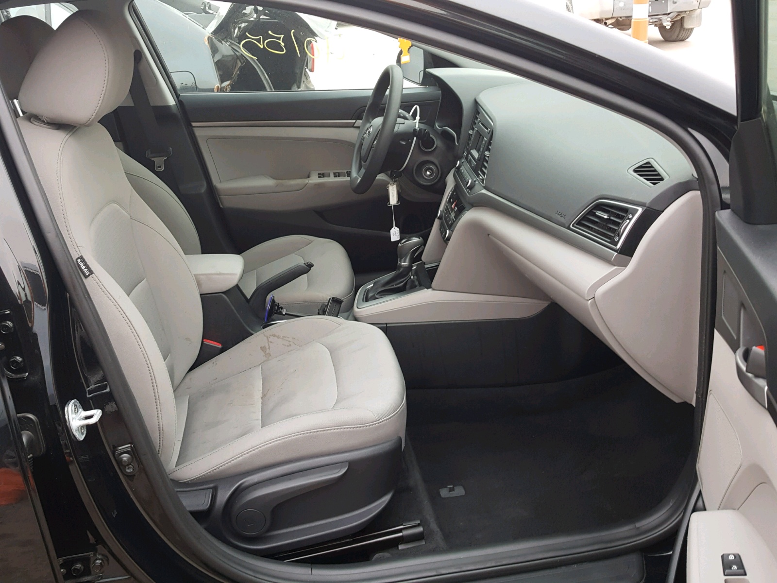 Hyundai ELANTRA Se Image 4