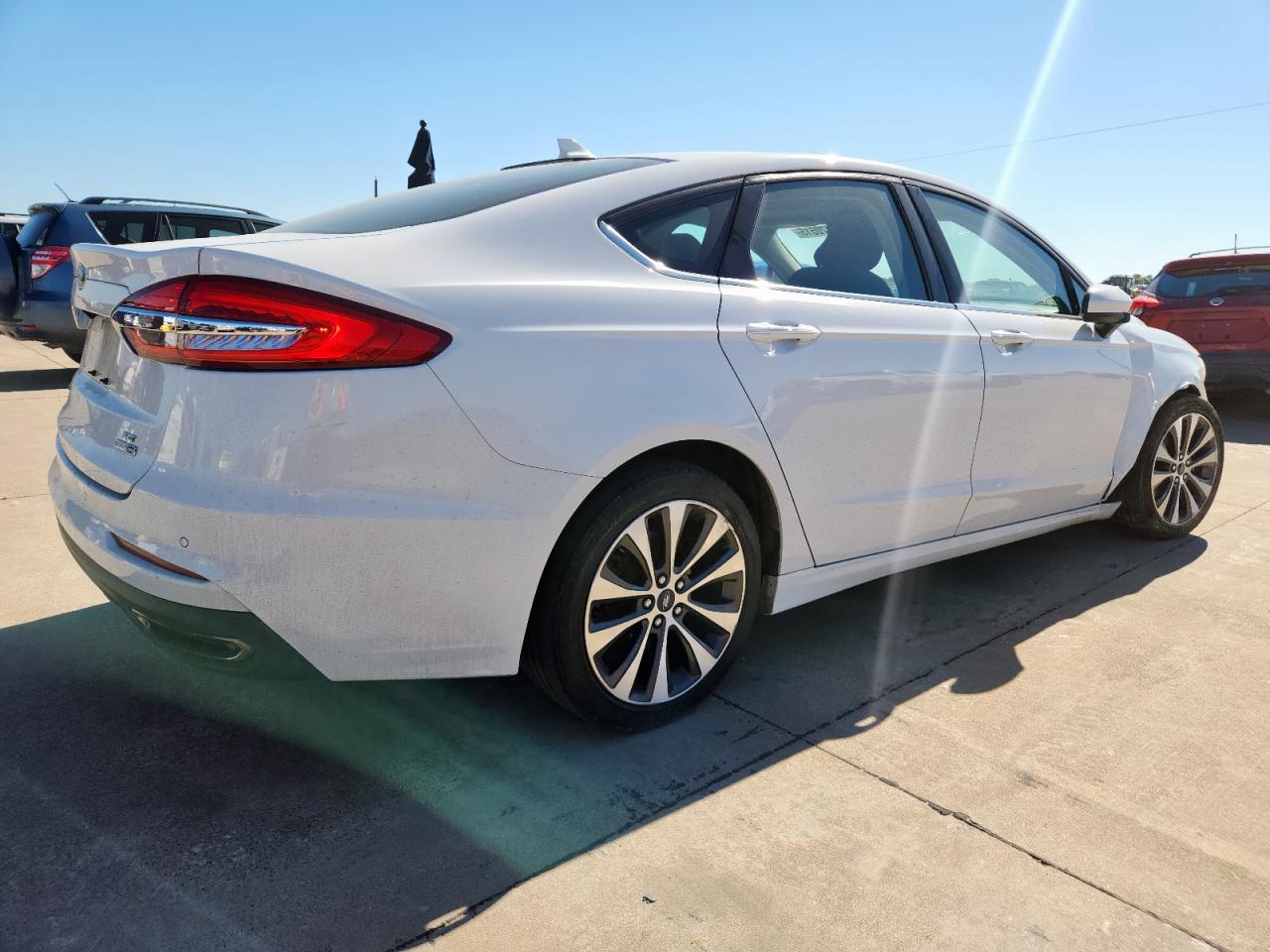 Ford Fusion Se Image 3