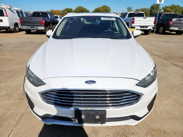 Ford Fusion Se Image 4
