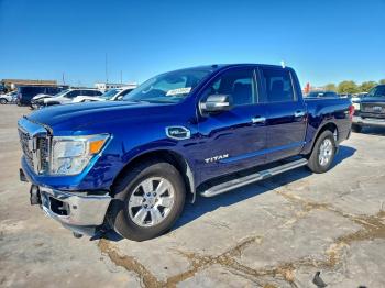  Salvage Nissan Titan
