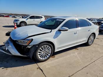  Salvage Volkswagen Passat