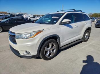  Salvage Toyota Highlander
