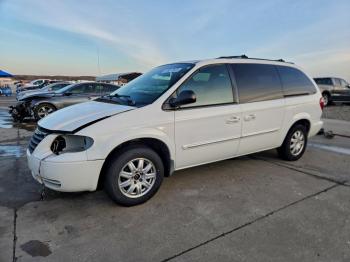  Salvage Chrysler Minivan