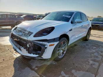  Salvage Porsche Macan