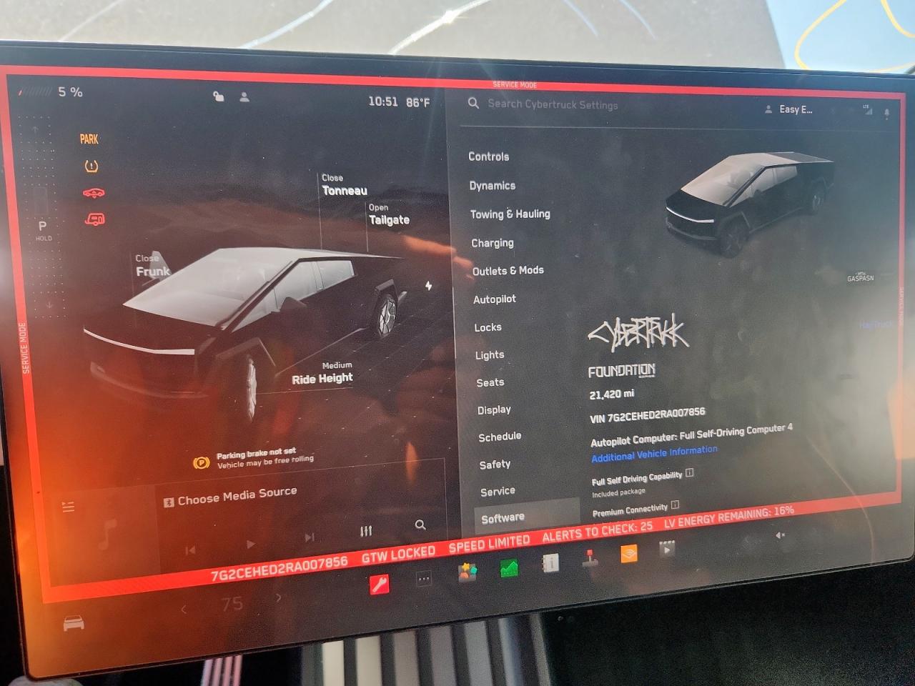 Tesla Cybertruck Image 8