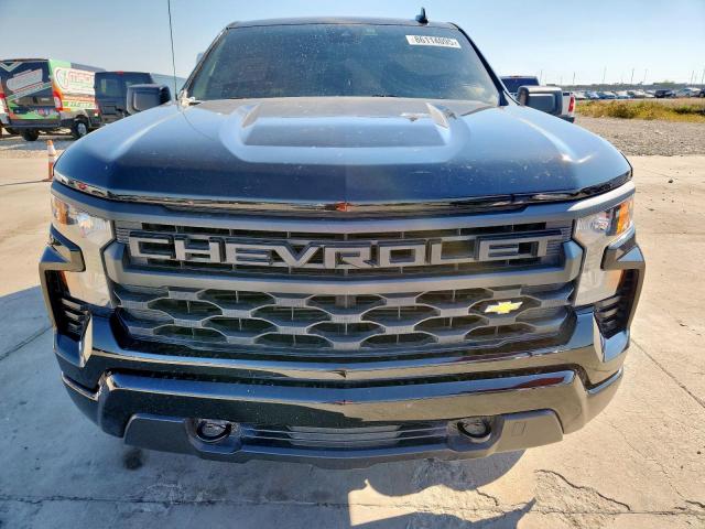 Chevrolet Silverado K1500 Custom Image 4