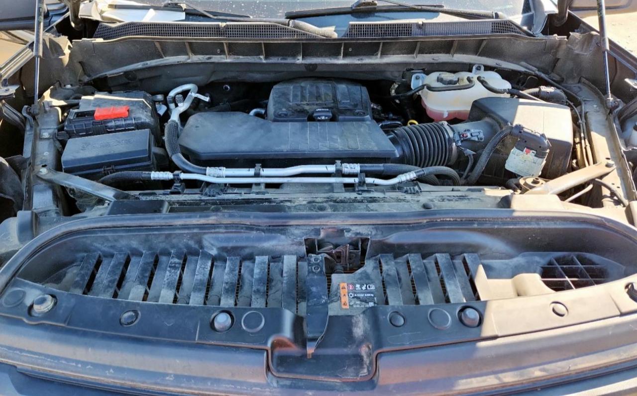 Chevrolet Silverado K1500 Custom Image 12