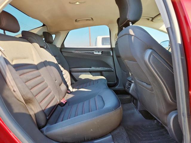 Ford Fusion Se Image 6