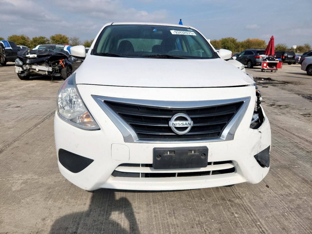 Nissan Versa S Image 5