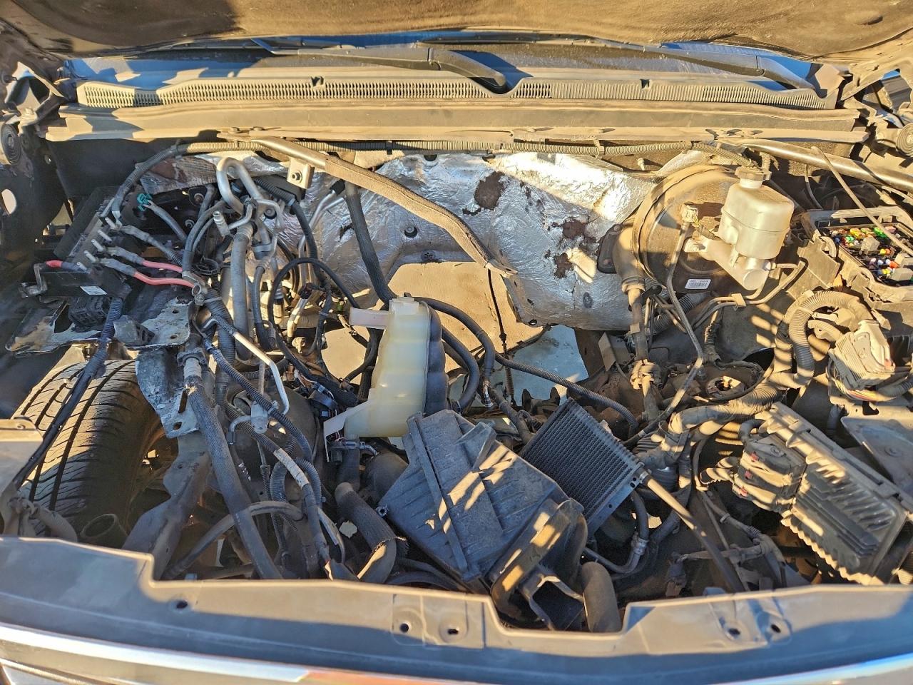 Chevrolet Suburban K1500 Lt Image 12