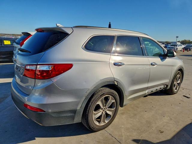 Hyundai SANTA FE Se Image 2