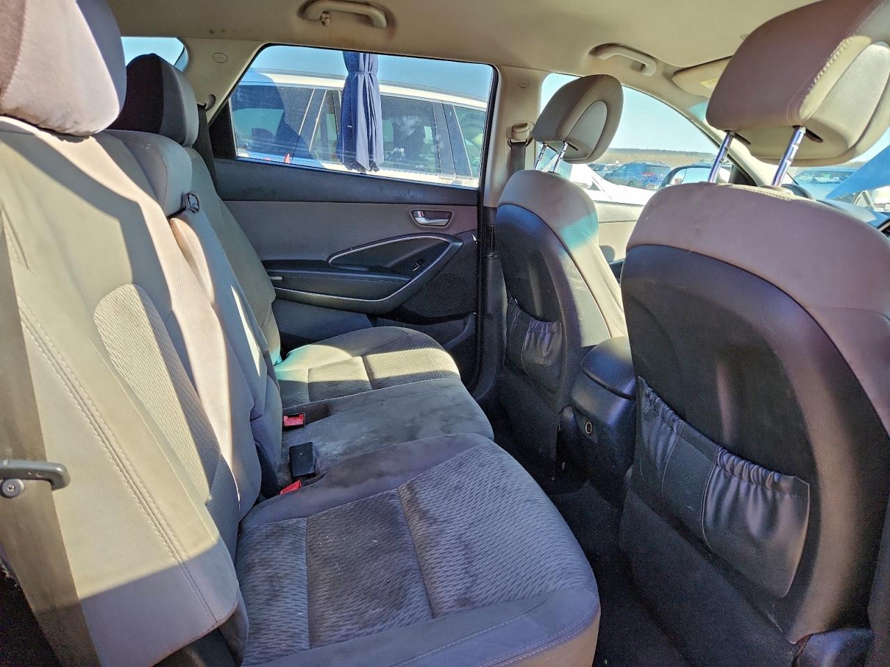 Hyundai SANTA FE Se Image 13