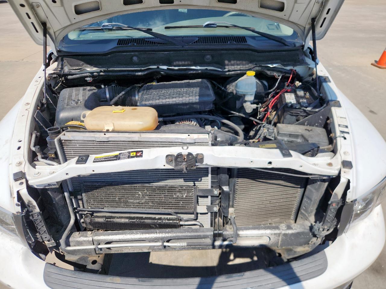 Dodge Ram 1500 St Image 8