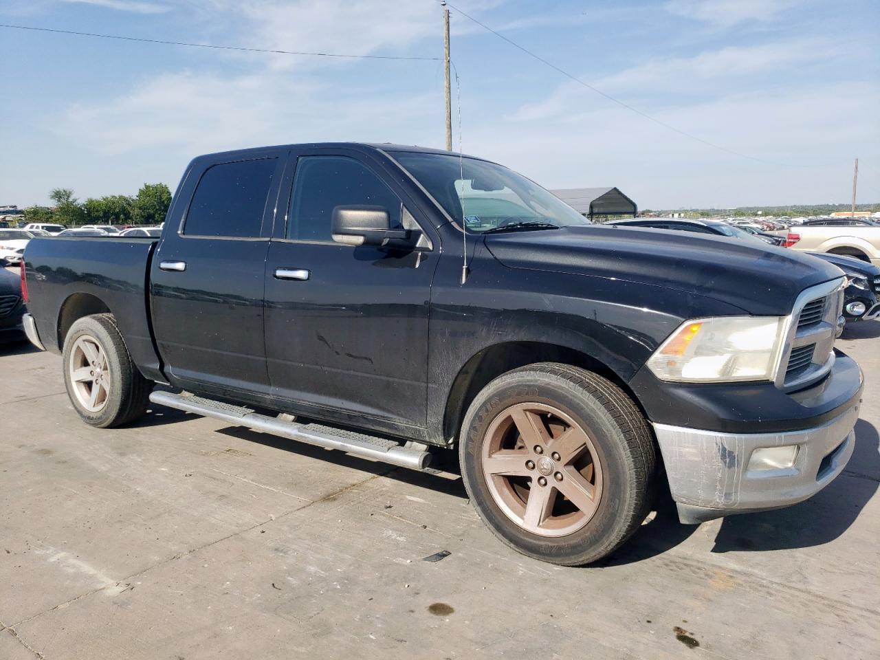Dodge Ram 1500 Image 2