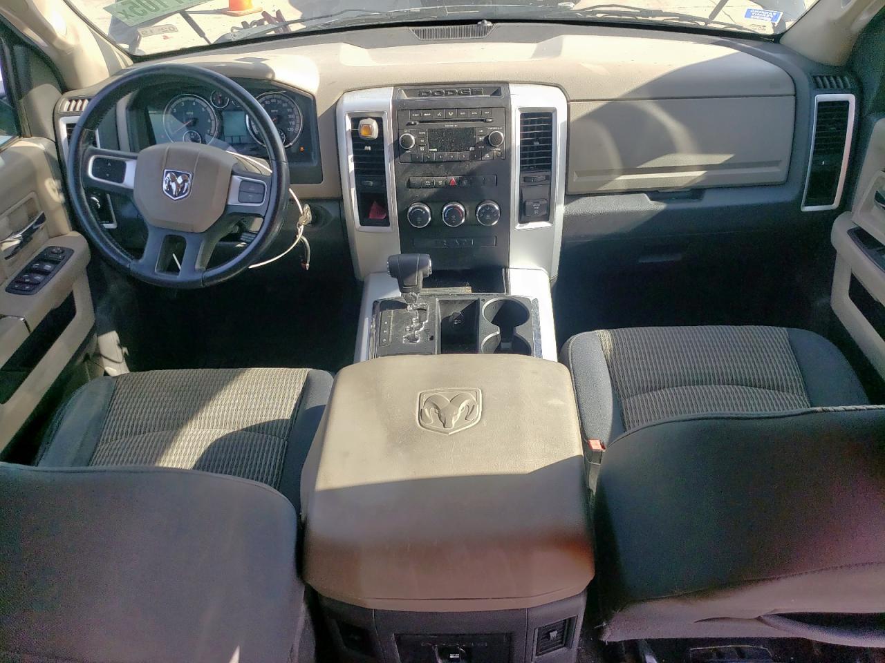 Dodge Ram 1500 Image 9