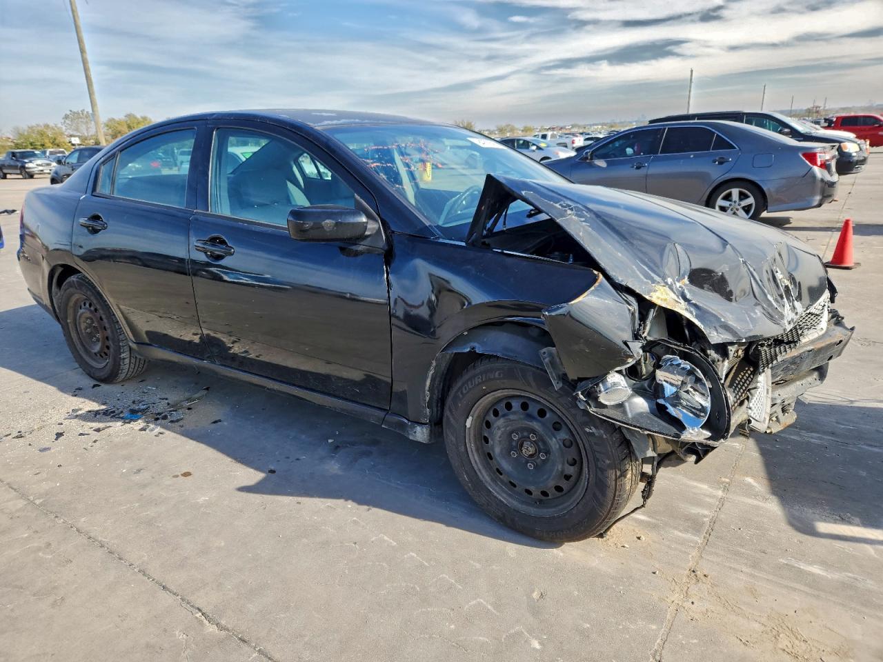 Mitsubishi Galant Es Image 3