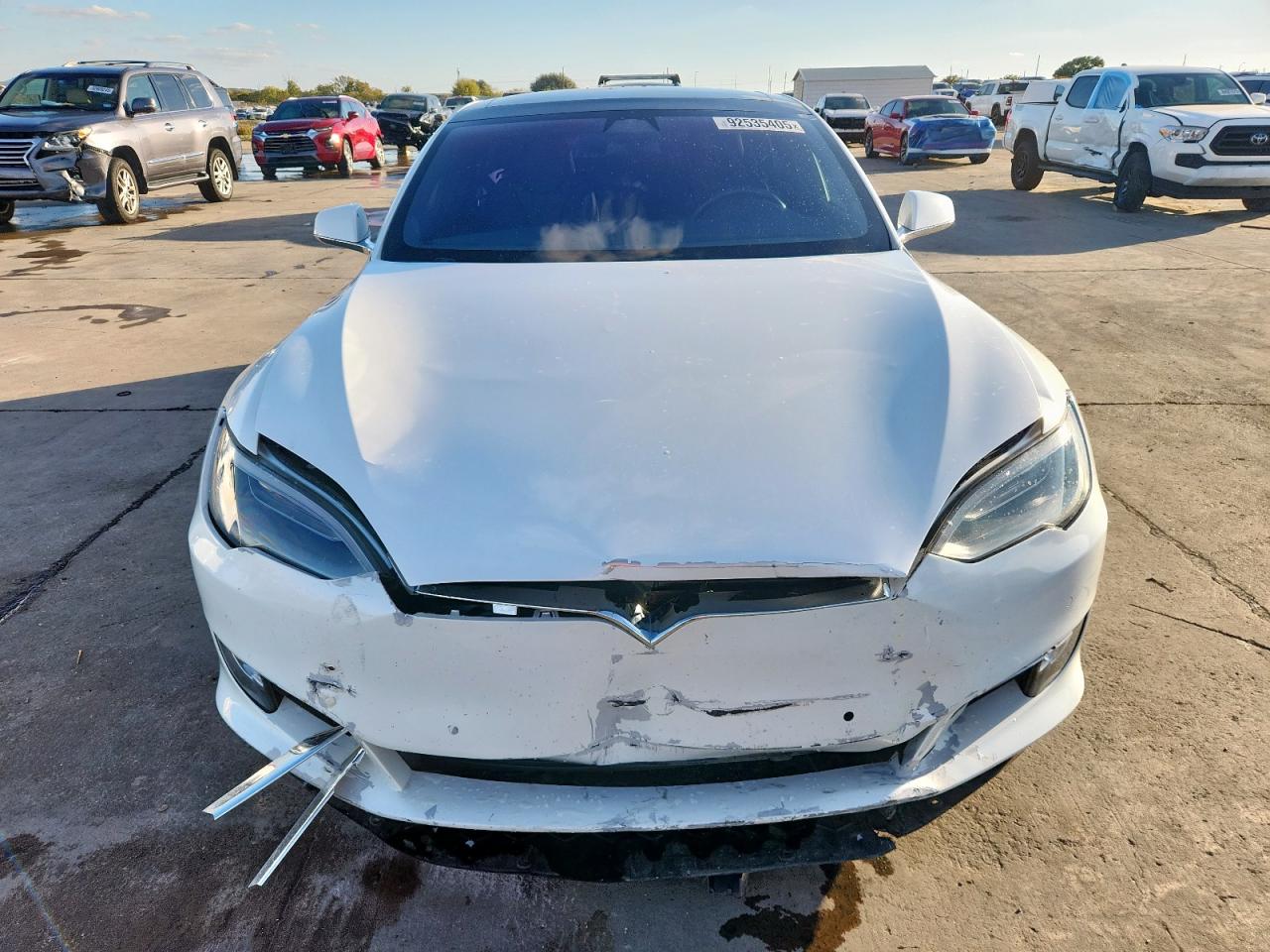 Tesla Model S Image 6
