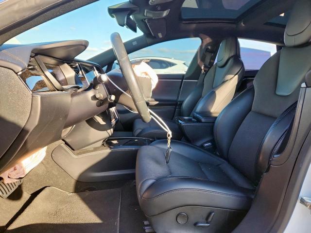 Tesla Model S Image 7