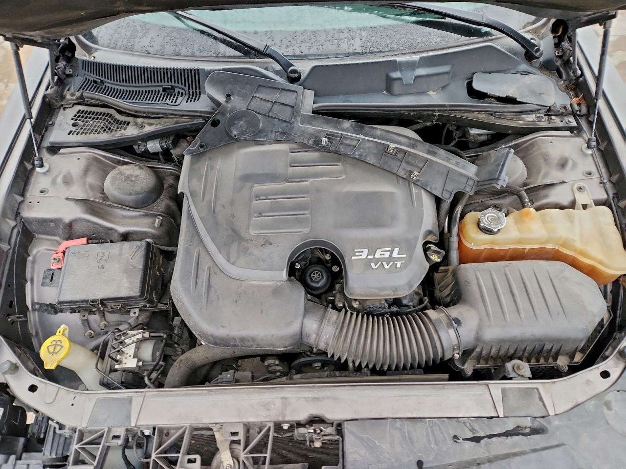 Dodge Challenger Sxt Image 4