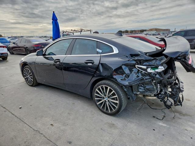 BMW 2 Series Image 4