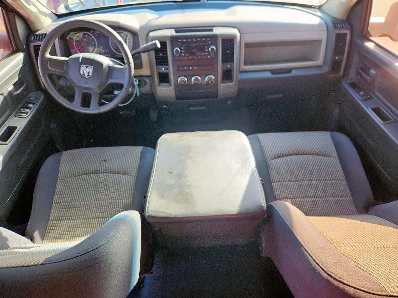 Dodge Ram 1500 Image 9