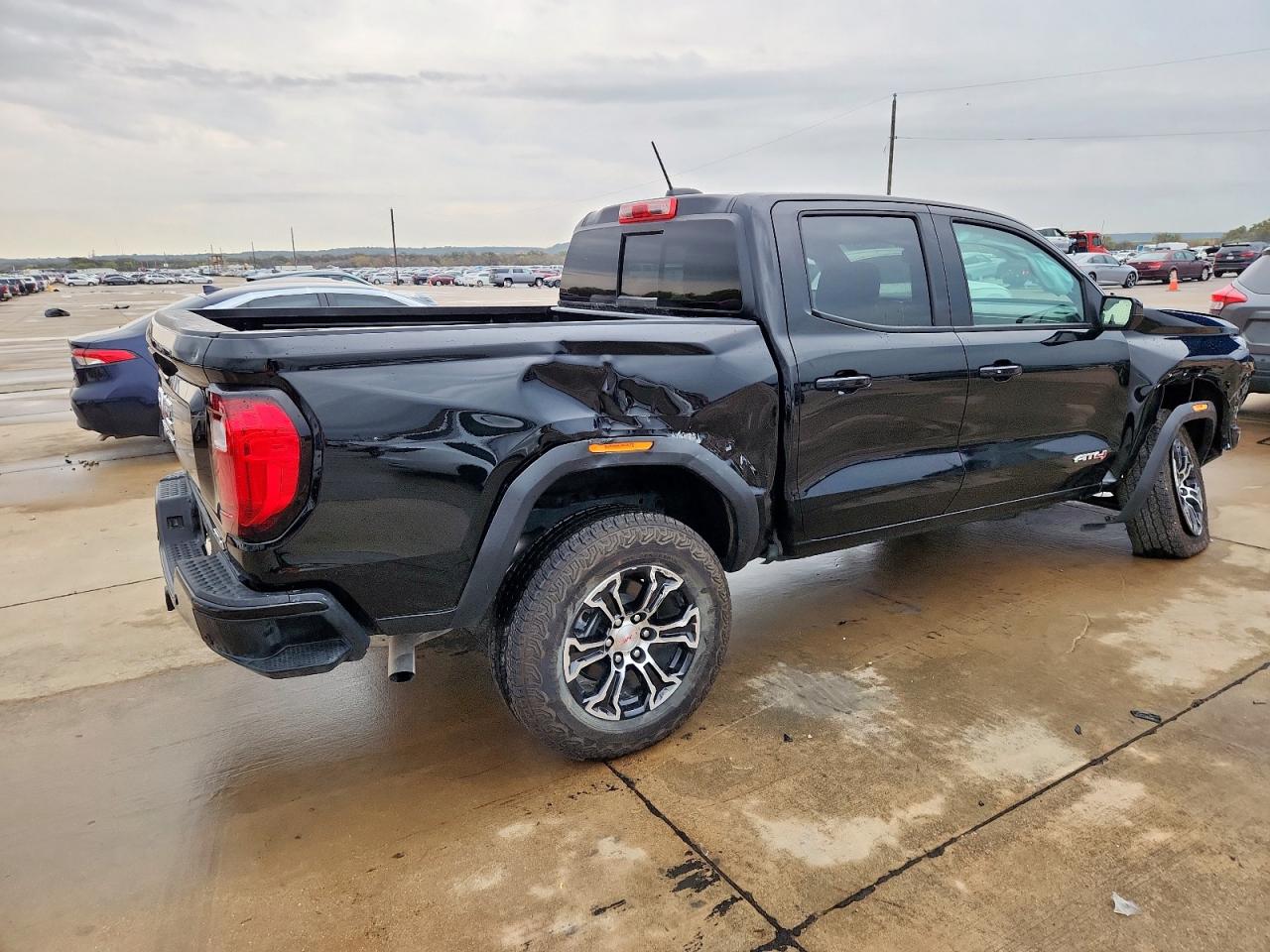 GMC Canyon At4 Image 3