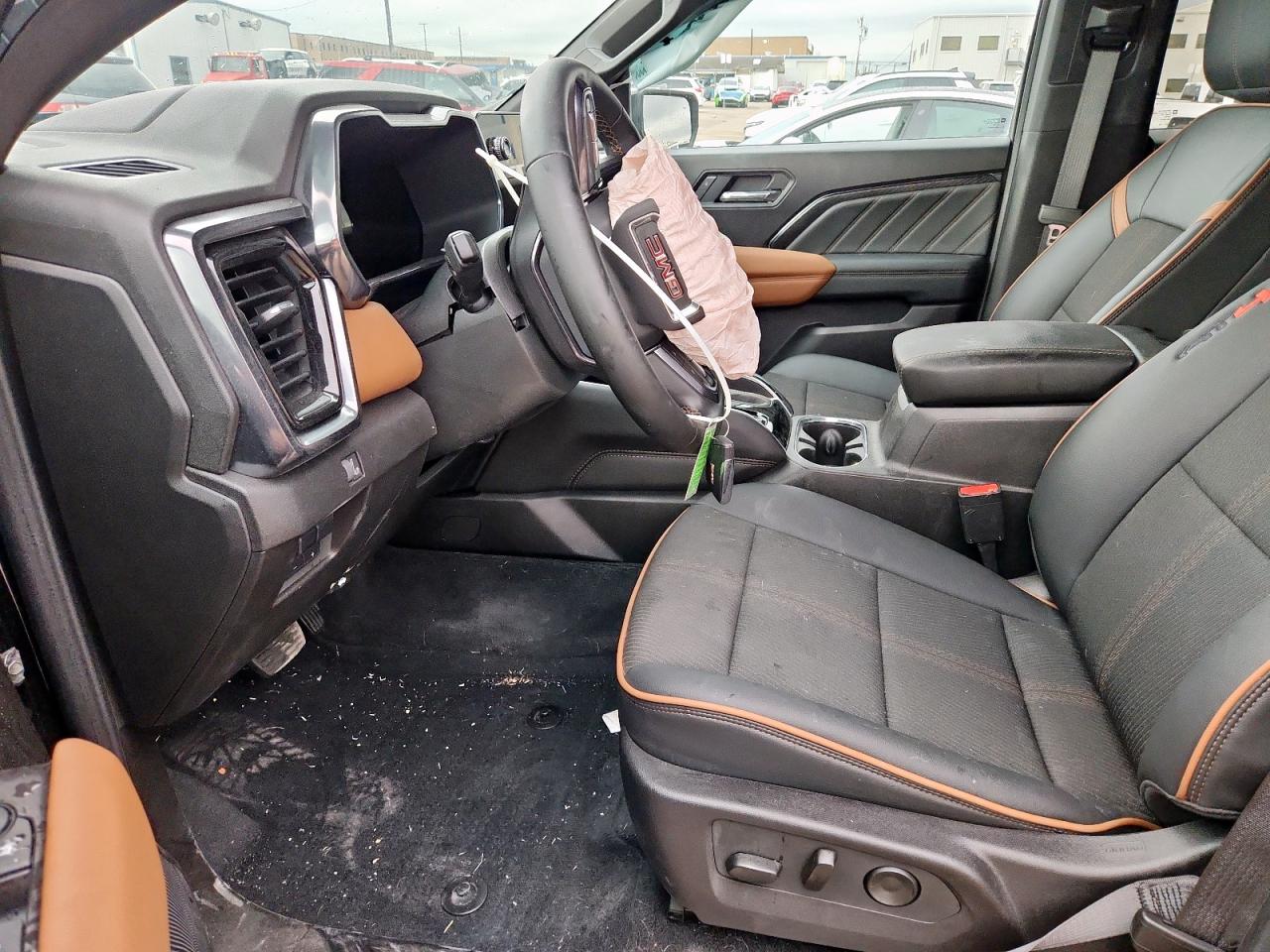 GMC Canyon At4 Image 6