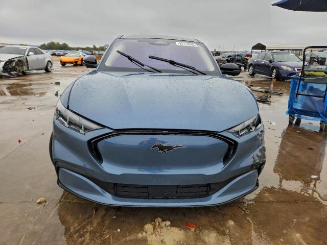 Ford Mustang Premium Image 4