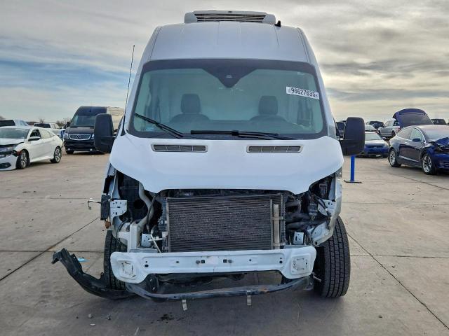 Ford Transit T-250 Image 5