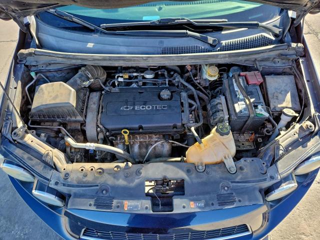 Chevrolet Sonic Lt Image 10