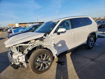  Salvage Toyota Grand High
