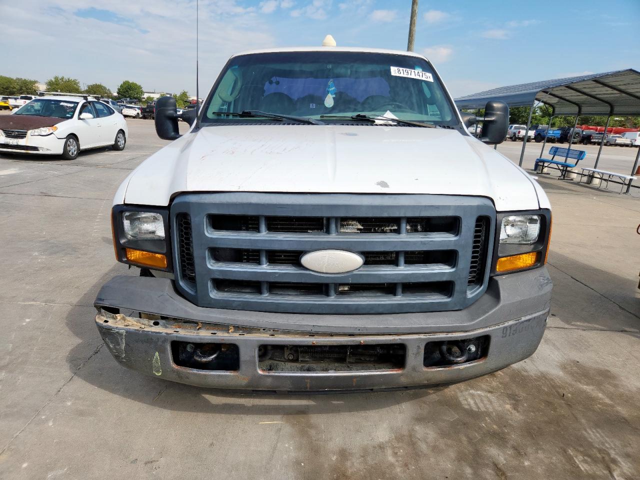Ford F-350 Srw Super Duty Image 3