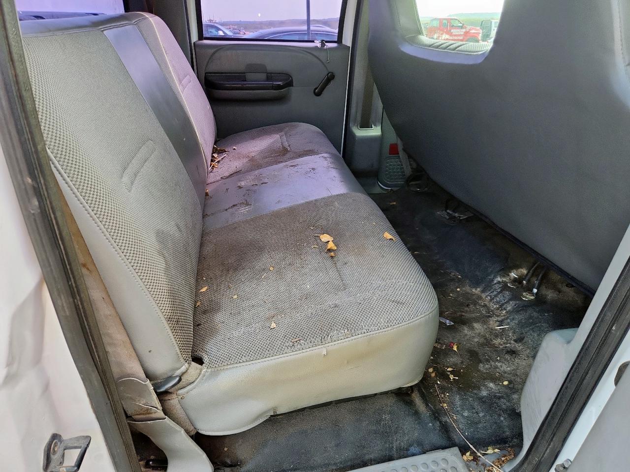 Ford F-350 Srw Super Duty Image 11