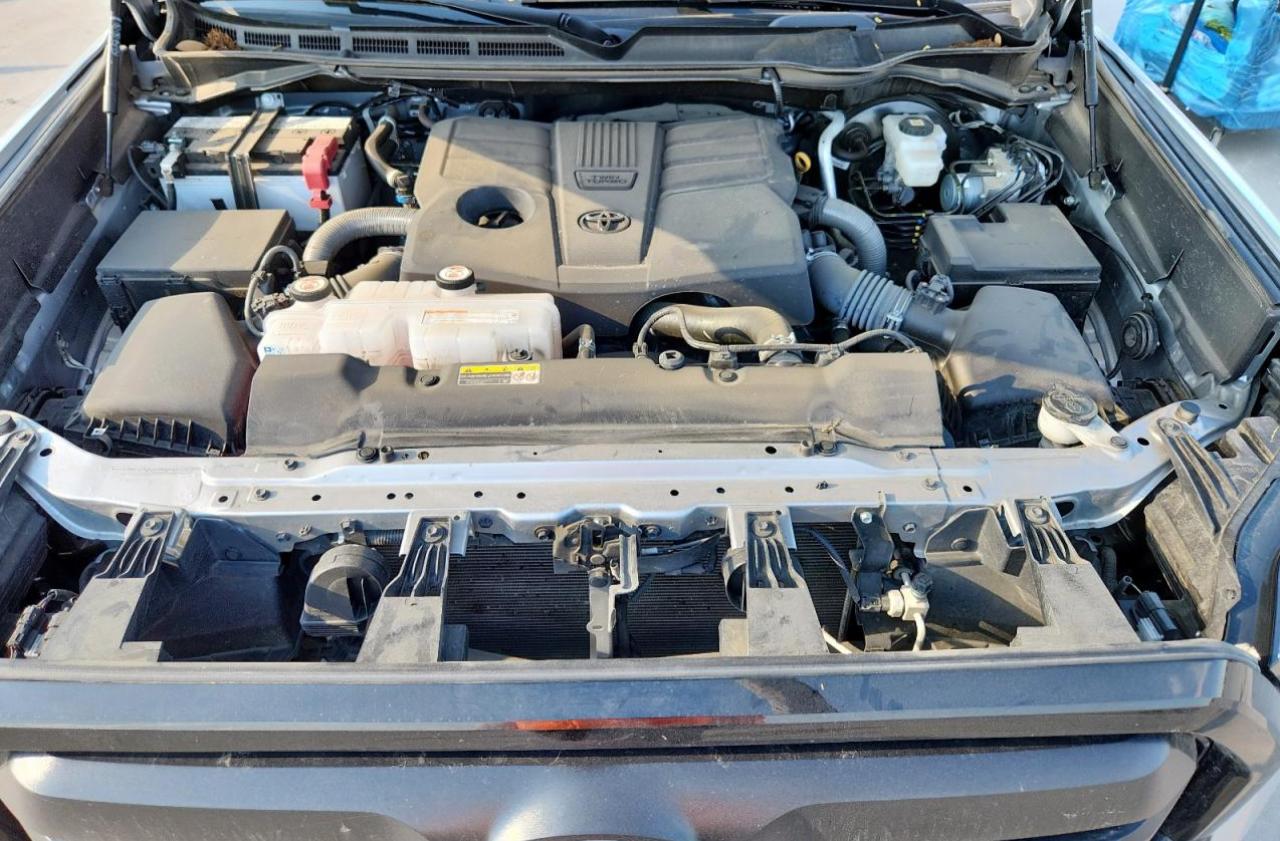 Toyota Tundra Crewmax Sr Image 4