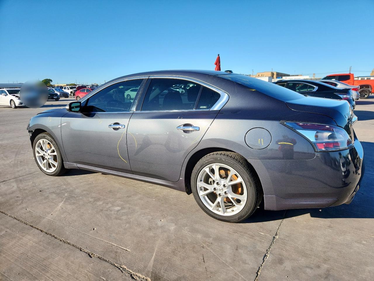 Nissan Maxima S Image 6