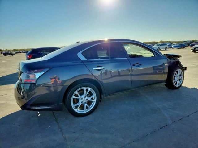 Nissan Maxima S Image 13