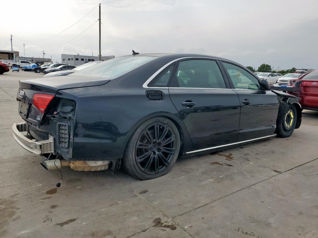 Audi A8 L Quattro Image 3