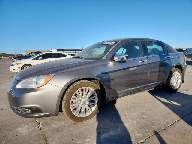  Salvage Chrysler 200