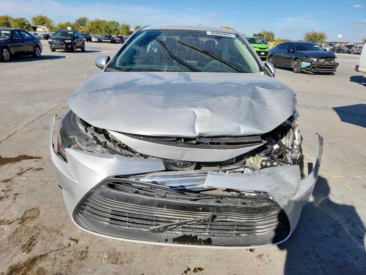 Toyota Corolla Le Image 9